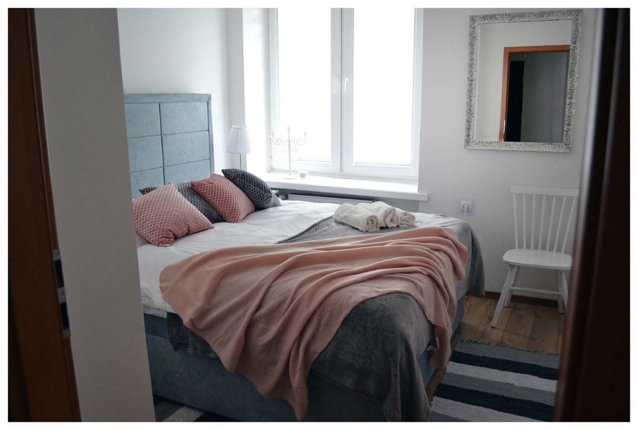 Color24 Apartament Stalowa Wola Exteriör bild