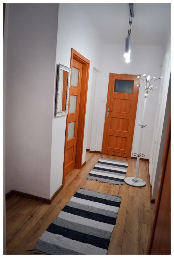 Color24 Apartament Stalowa Wola Exteriör bild