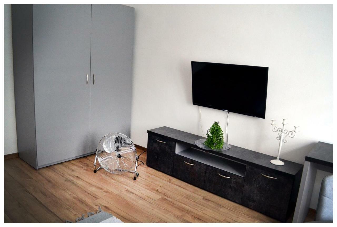 Color24 Apartament Stalowa Wola Exteriör bild