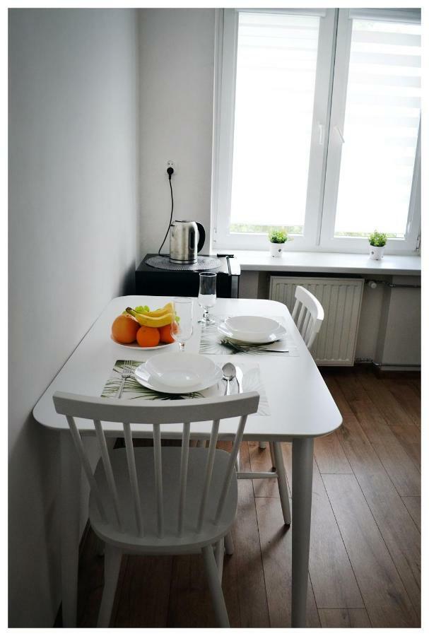 Color24 Apartament Stalowa Wola Exteriör bild