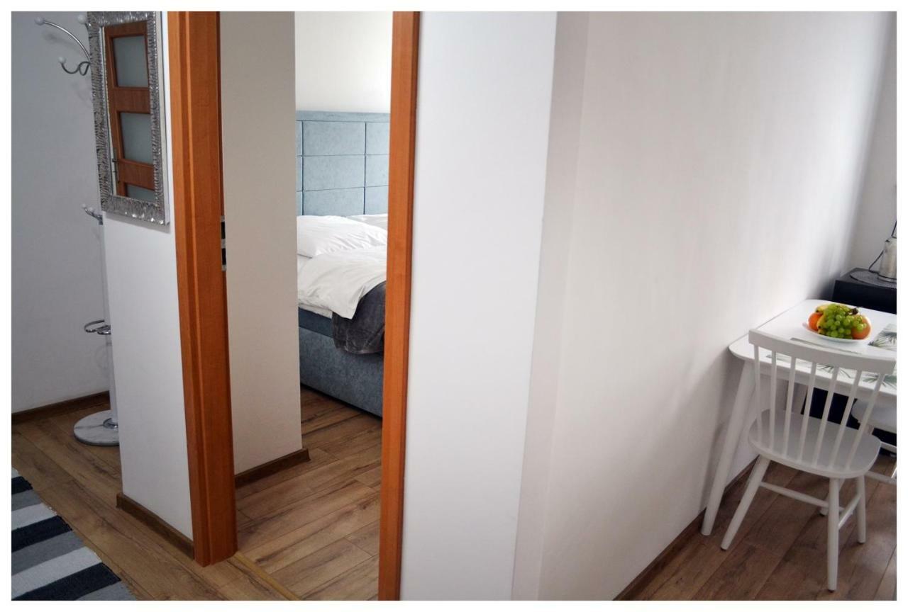 Color24 Apartament Stalowa Wola Exteriör bild