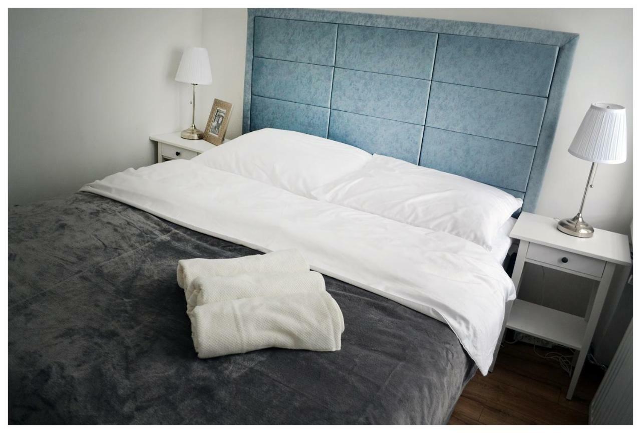 Color24 Apartament Stalowa Wola Exteriör bild